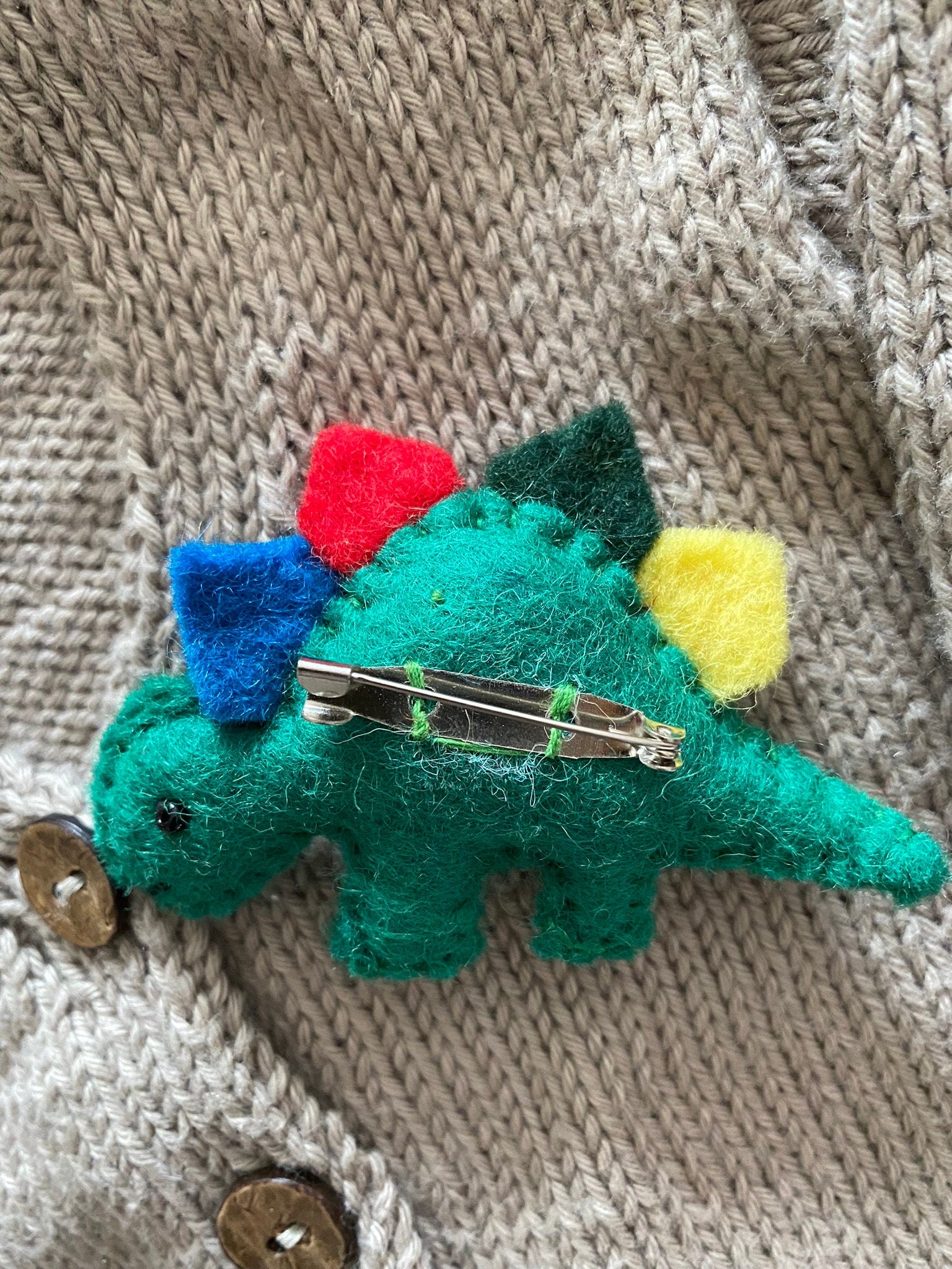 Filz Anstecker Brosche Dinosaurier Stegosaurus Urzeit