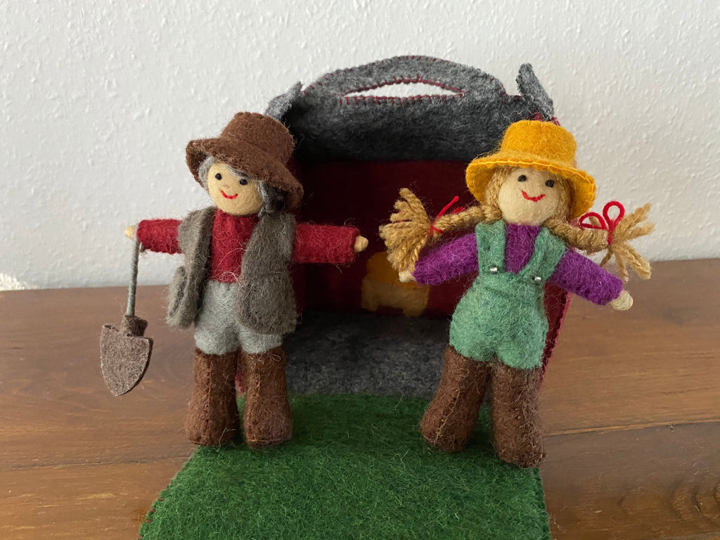 Bauernhof Reisespiel aus Filz, handgemachte Bauernhoftiere Montessori Kindergarten