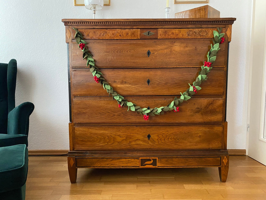 Weihnachtsgirlande Mistelzweig rote Beeren aus Filz handgemacht I Weihnachtsdeko I Christmas