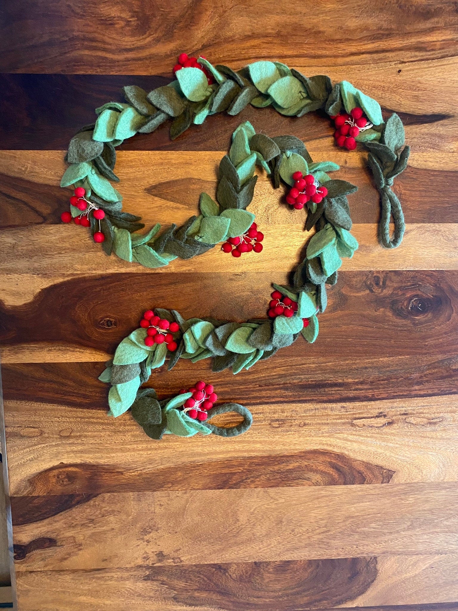 Weihnachtsgirlande Mistelzweig rote Beeren aus Filz handgemacht I Weihnachtsdeko I Christmas
