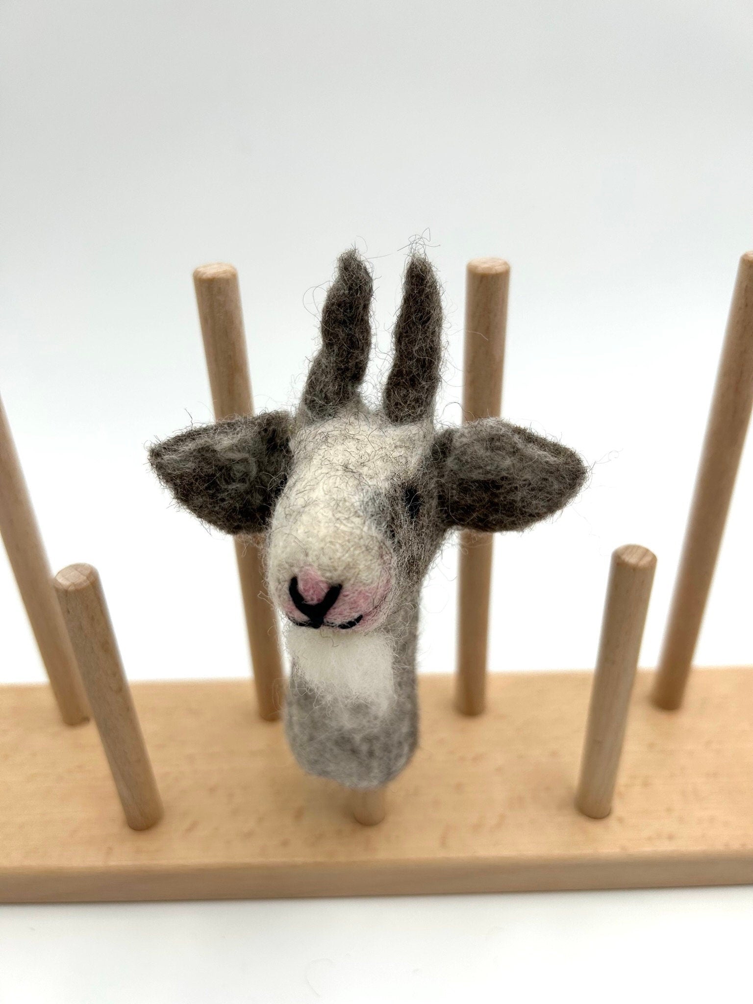Fingerpuppe Ziege aus Filz I Fingerspiel I Bauernhoftier
