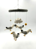Mobilé Möwe, Kinderzimmer, Filz, Babyzimmer, Wolle, Schafswolle, Dekoration, Babybett, Geburt, Vogel Mobilé