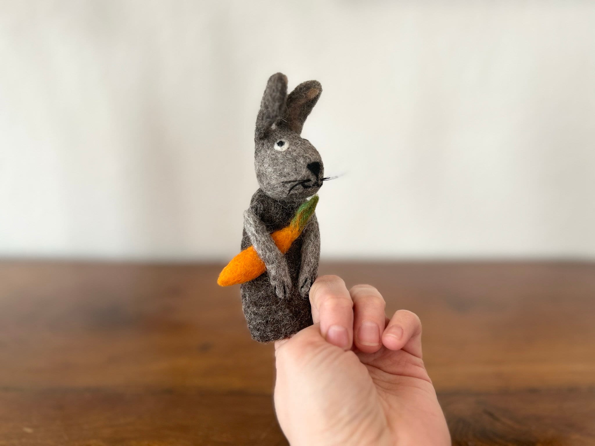 Niedliche Fingerpuppe Hase aus Filz I Fingerspiel I Bauernhoftier I Osterhase I Spielzeug Montessori I Geschichten erzählen
