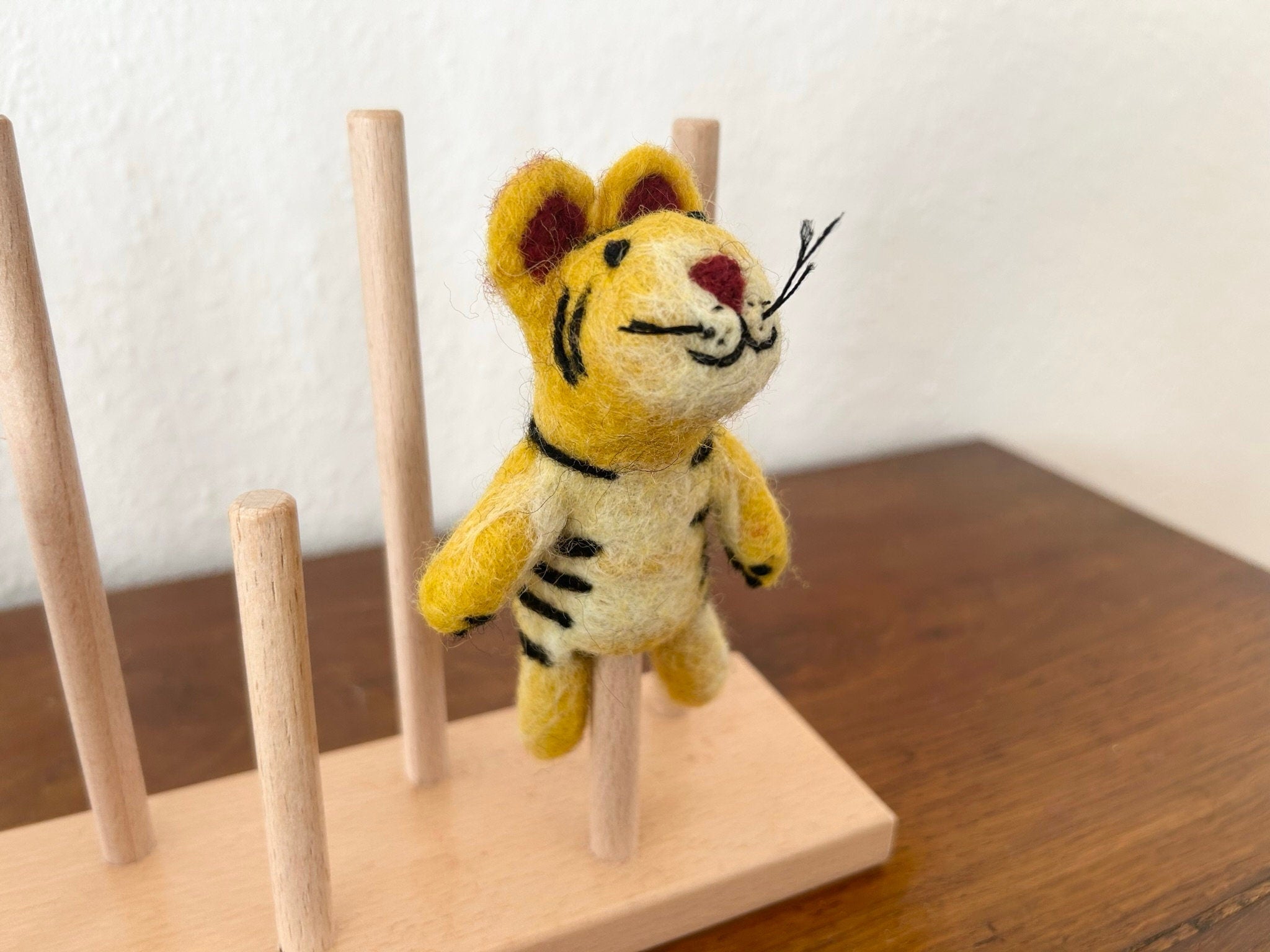 Niedliche Fingerpuppe Tiger aus Filz I Fingerspiel I Wildtiere I Spielzeug Montessori I Geschichten erzählen I Dschungel