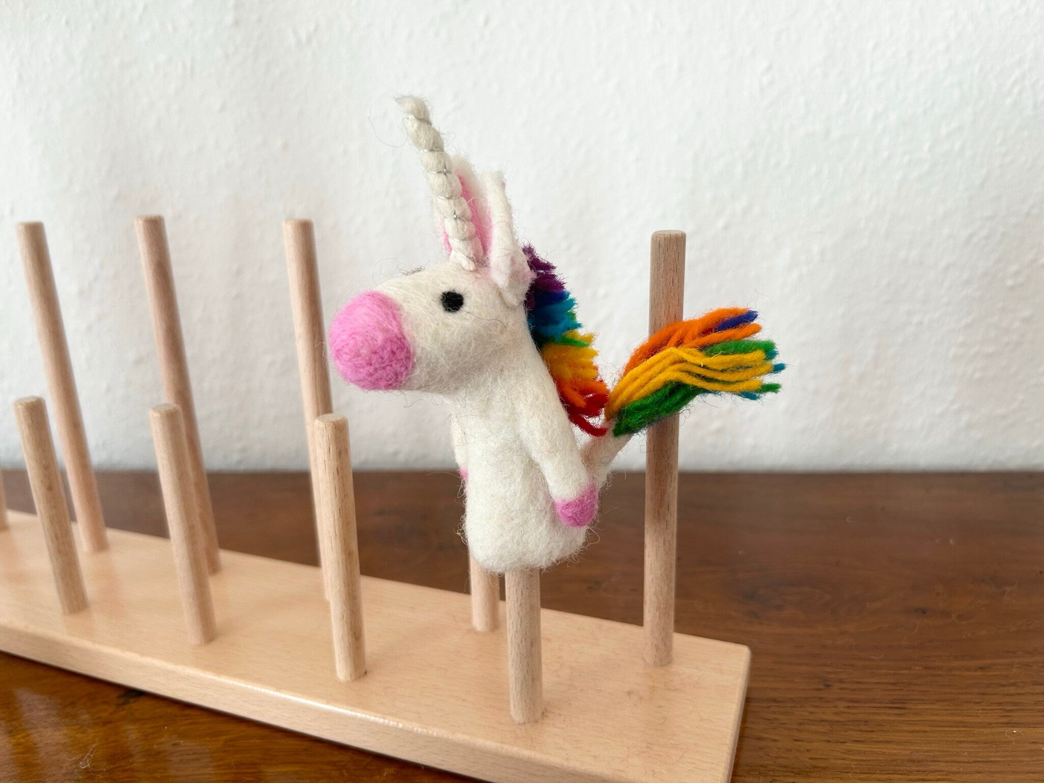 Niedliche Fingerpuppe Einhorn aus Filz I Fingerspiel I Pegasus I Spielzeug Montessori I Geschichten erzählen
