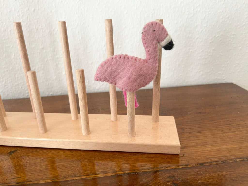 Niedliche Fingerpuppe Flamingo aus Filz I Spielzeug Montessori I Geschichten erzählen I rosa Fingerpuppe