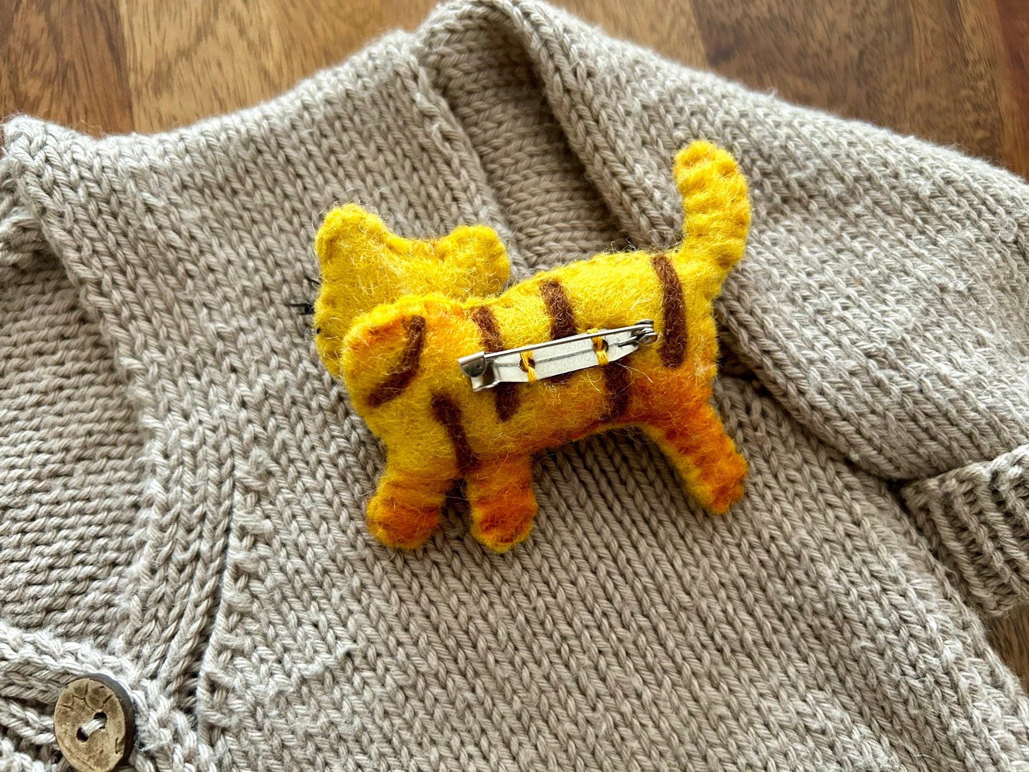 Filz Anstecker Tiger I Brosche I Kinderanstecker I Geburtstagsgeschenk Kinder I Filzbrosche I Löwe