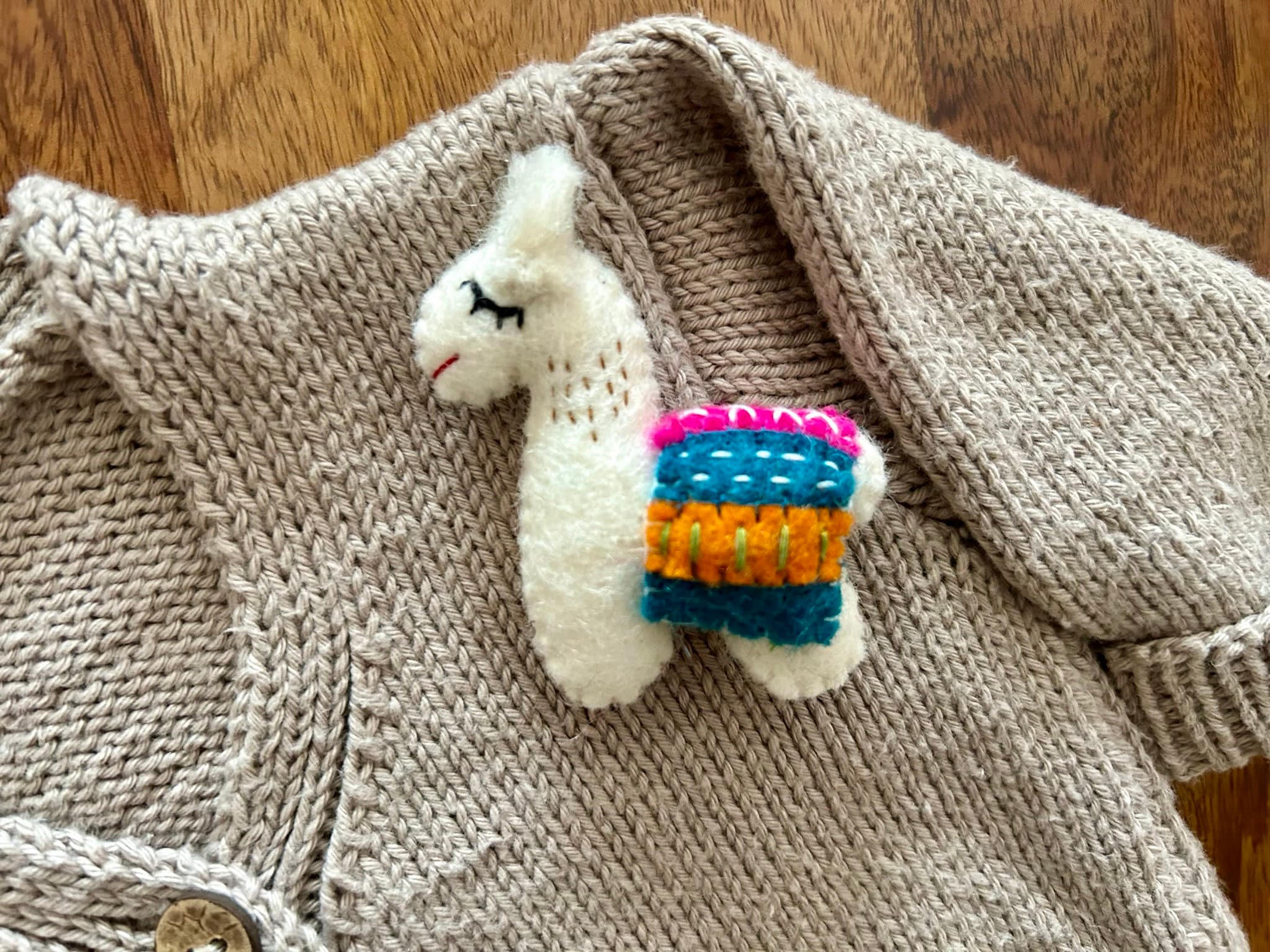 Filz Anstecker Lama I Kinderbrosche I Kinderschmuck I Filz Lama I Alpaka