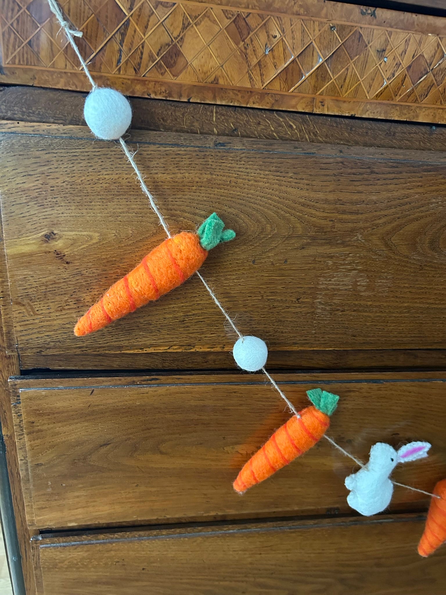 Girlande Karotten Hase I Osterdekoration I Frühlingsdeko I Möhren I Kanninchen aus Filz I Ostergirlande