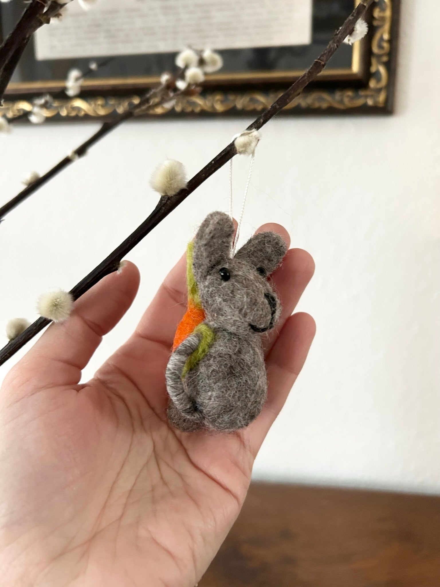 Anhänger Hase mit Karotte I Osterschmuck I Osterdeko I I Osterstrauß I Filzdeko Ostern I Osterhase I Frühling I Möhre Filz