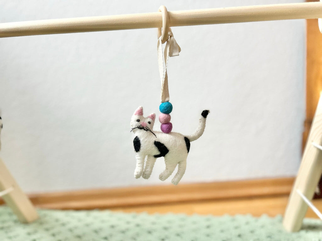 Spielbogenanhänger Katze aus Filz I Spielbogenanhänger Katze I Spieltrapez Anhänger I Baby Spielzeug I Katze aus Filz