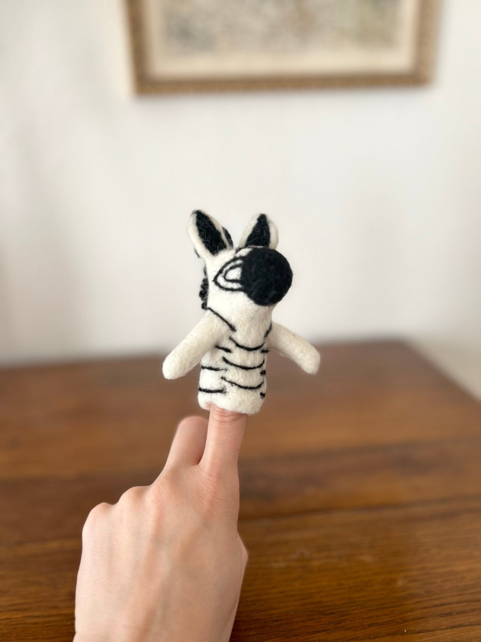 Niedliche Fingerpuppe Zebra aus Filz I Fingerspiel I Safari I Afrikanische Tiere I Spielzeug Montessori I Geschichten erzählen