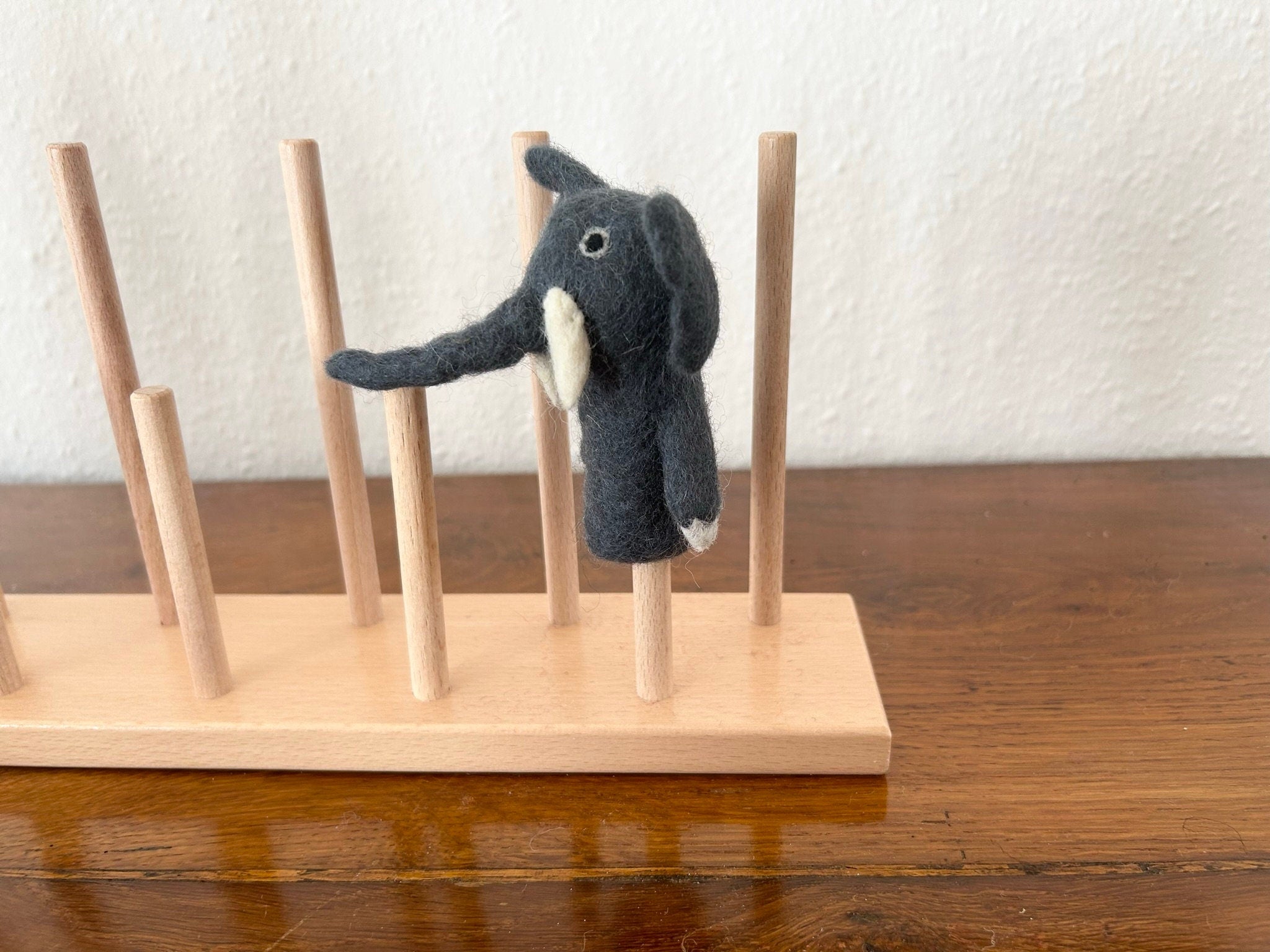 Niedliche Fingerpuppe Elefant aus Filz I Fingerspiel I Safari I Afrikanische Tiere I Spielzeug Montessori I Geschichten erzählen
