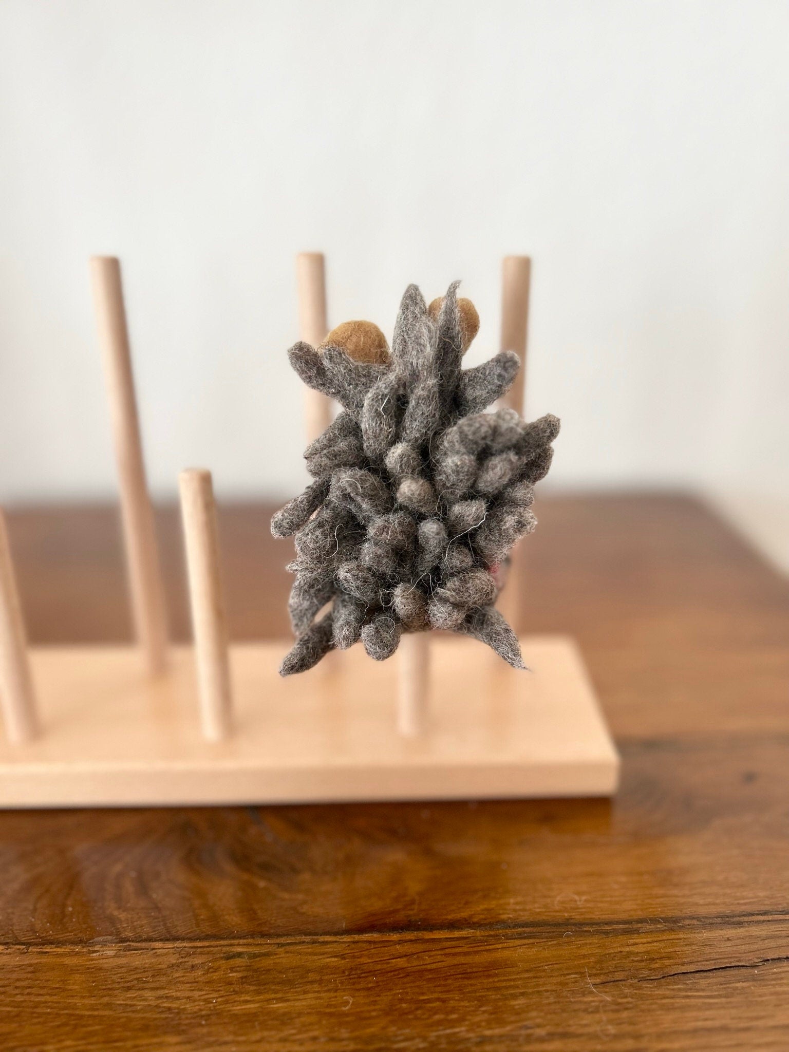 Niedliche Fingerpuppe Igel aus Filz I Fingerspiel I Waldtiere I heimische Tiere I Spielzeug Montessori I Geschichten erzählen