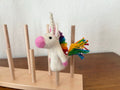 Niedliche Fingerpuppe Einhorn aus Filz I Fingerspiel I Pegasus I Spielzeug Montessori I Geschichten erzählen
