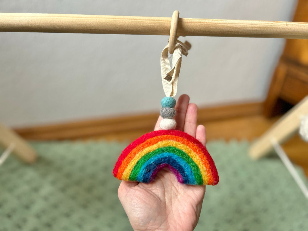 Spielbogenanhänger Regenbogen aus Filz I Spielbogen Anhänger Regenbogen I Spieltrapez Anhänger I Baby Spielzeug I Regenbogen aus Filz