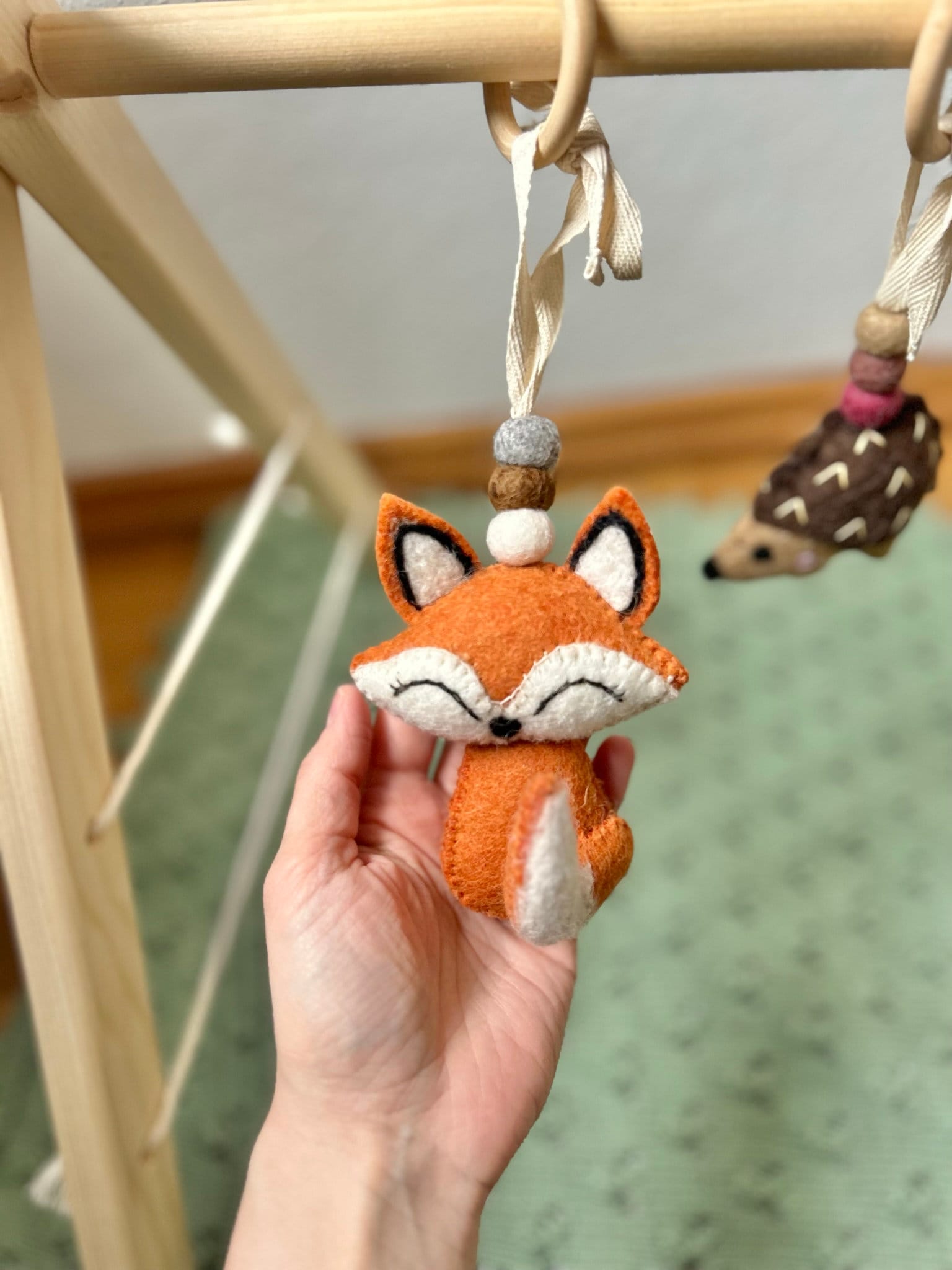 Spielbogenanhänger aus Filz I Spielbogenanhänger WaIdtiere I Fuchs Waschbär Igel Reh I Spieltrapez Anhänger I Baby Spielzeug
