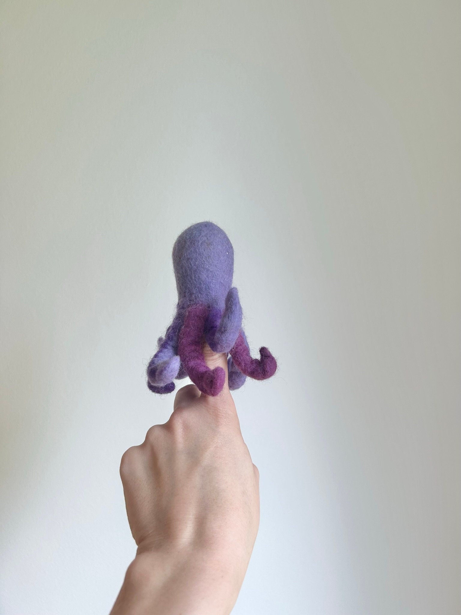 Niedliche Fingerpuppe Tintenfisch aus Filz I Fingerspiel Krake I Spielzeug Montessori I Geschichten erzählen