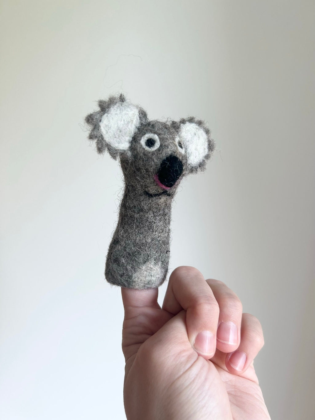 Niedliche Fingerpuppe Koala aus Filz I Spielzeug Montessori I Geschichten erzählen I Koalabär