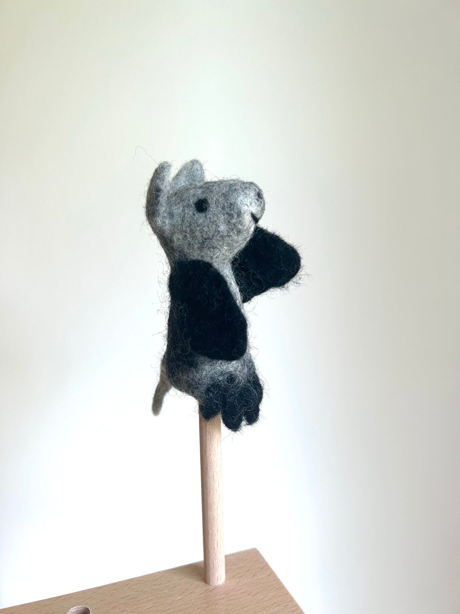 Niedliche Fingerpuppe Fledermaus aus Filz I Fingerspiel I Spielzeug Montessori I Geschichten erzählen I Nachttiere