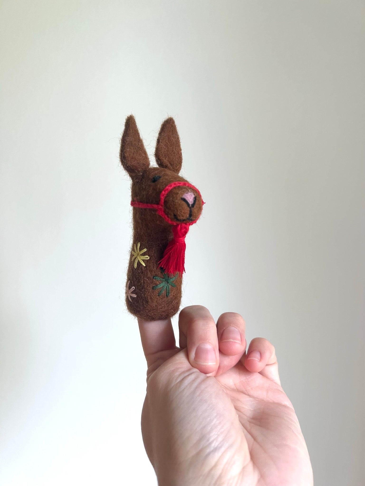 Niedliche Fingerpuppe Lama aus Filz I Fingerspiel I Spielzeug Montessori I Geschichten erzählen I Lama zum Spielen