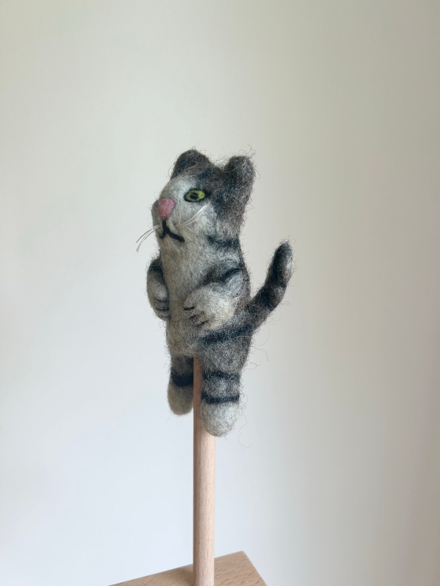 Niedliche Fingerpuppe Katze grau aus Filz I Fingerspiel I Bauernhoftier I Haustiere I Spielzeug Montessori I Geschichten erzählen I Katzen