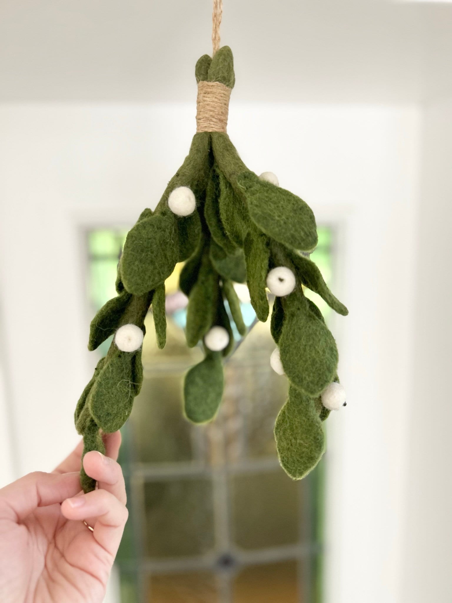Mistelzweig aus Filz I handgefilzt aus Wolle I Fensterdeko I Weihnachtsdeko I Beerenzweig I Misteln I Weihnachtsanhänger aus Filz