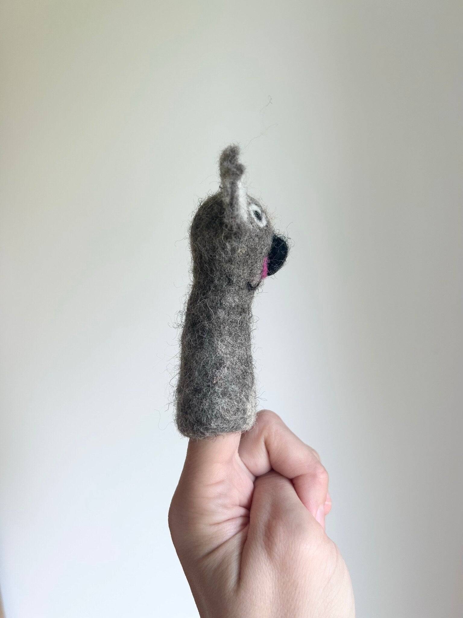 Niedliche Fingerpuppe Koala aus Filz I Spielzeug Montessori I Geschichten erzählen I Koalabär