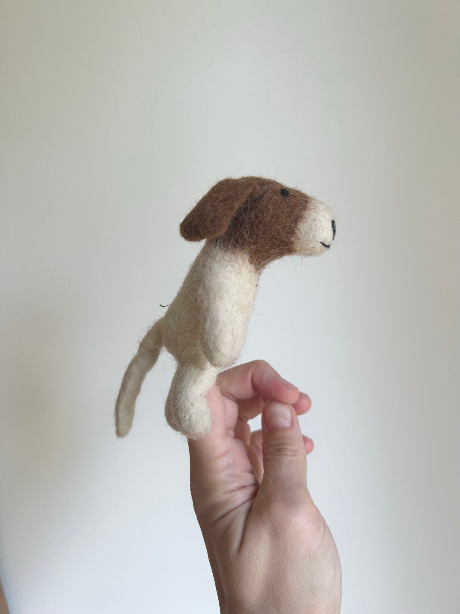 Niedliche Fingerpuppe Beagle Hund aus Filz I Fingerspiel I Bauernhoftier I Hunde I Spielzeug Montessori I Geschichten erzählen