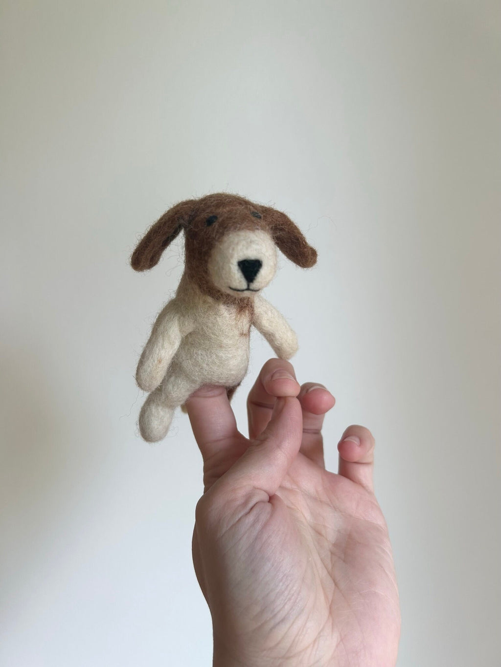Niedliche Fingerpuppe Beagle Hund aus Filz I Fingerspiel I Bauernhoftier I Hunde I Spielzeug Montessori I Geschichten erzählen