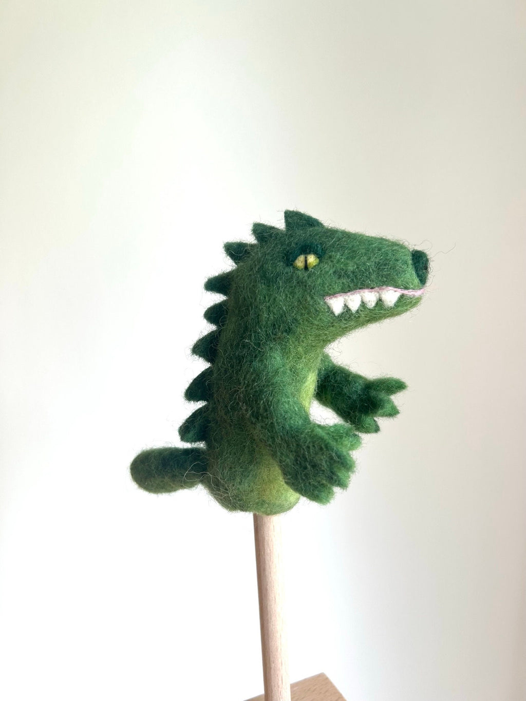 Niedliche Fingerpuppe Krokodil aus Filz I Fingerspiel I Drache I süßes Monster I Spielzeug Montessori I Geschichten erzählen