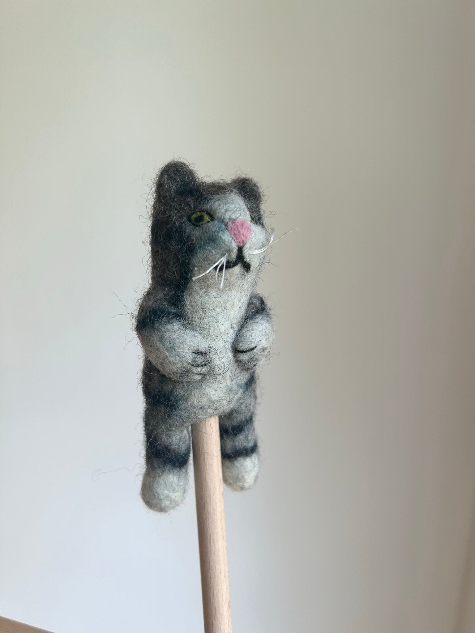 Niedliche Fingerpuppe Katze grau aus Filz I Fingerspiel I Bauernhoftier I Haustiere I Spielzeug Montessori I Geschichten erzählen I Katzen