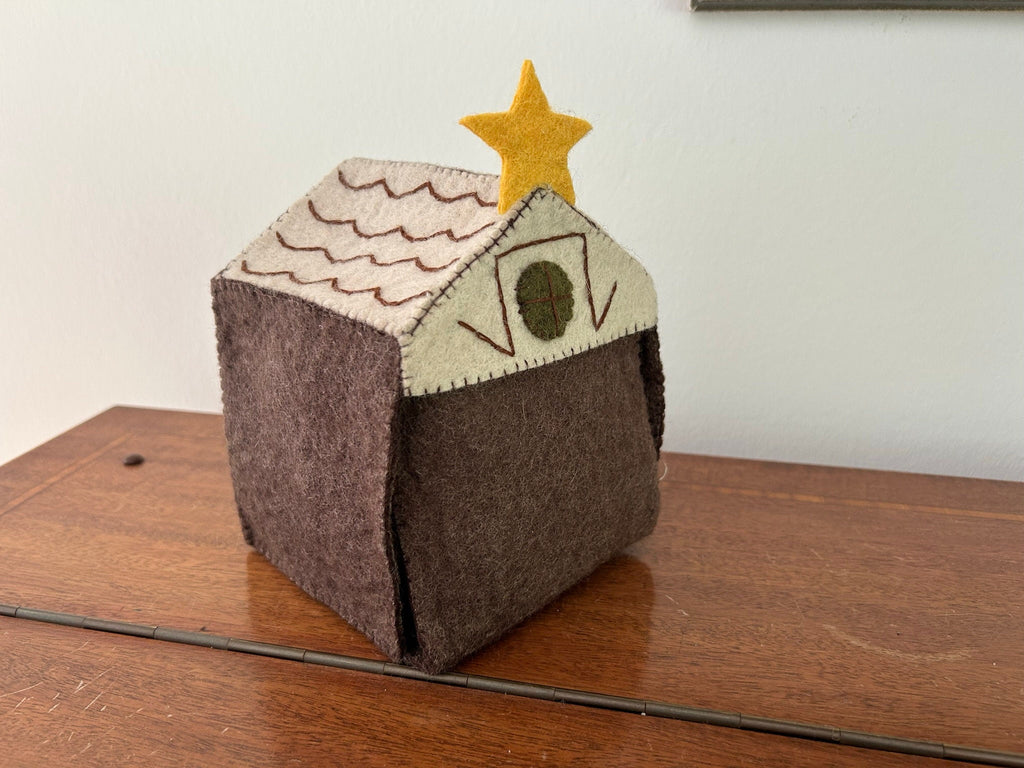 Weihnachtskrippe aus Filz I Weihnachtsdeko I handgemacht I Maria und Josef I Stall I Heilige 3 Könige I Jesuskind
