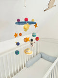 Mobilé Kinderzimmer I Mobilé Planeten und Astronaut I Filzdeko Kinderzimmer I Sonne I Erde I Saturn I Sterne I Cosmonaut I Babyausstattung