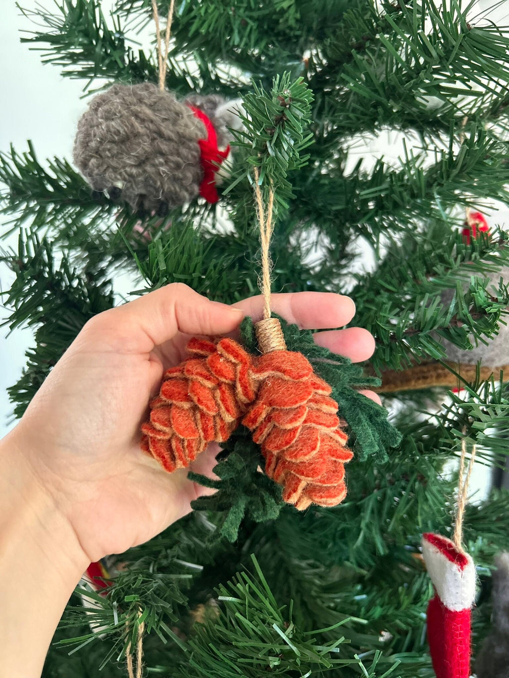 Weihnachtsanhänger Tannenzapfen I Christbaumschmuck I Weihnachtsdeko I Herbstdeko I Winter Weihnachtsbaum I Kiefernzapfen I Walddeko Filz