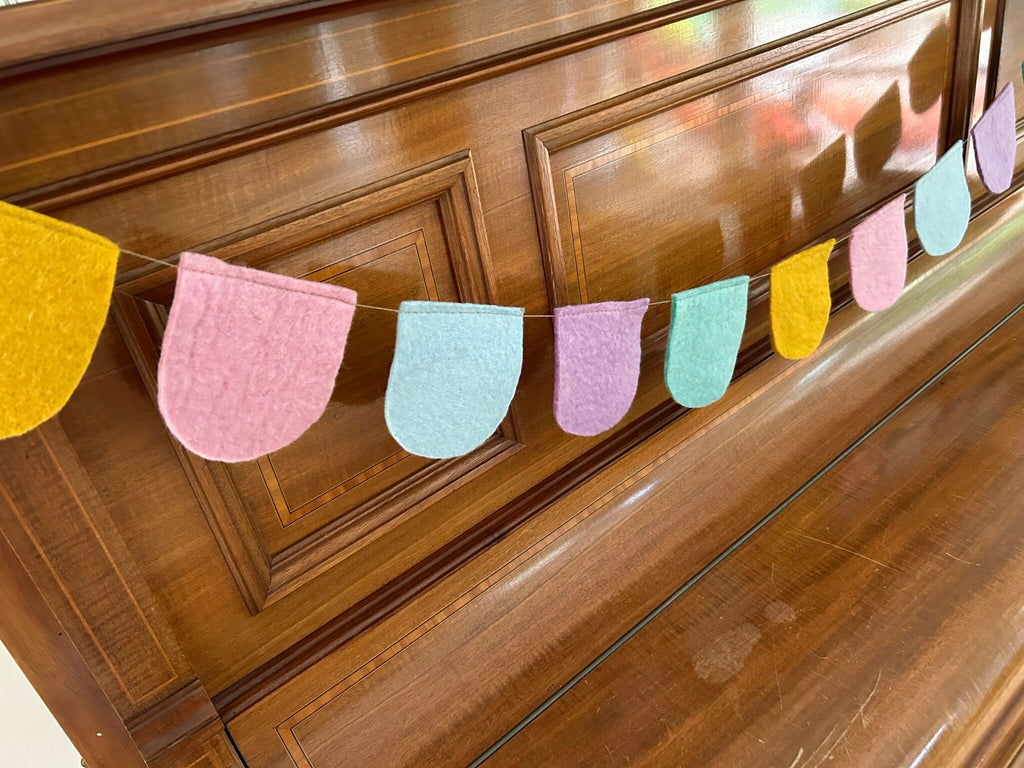 Bunte pastell Wimpelkette rund aus Filz I Dekoration I Kindergeburtstag I Partydekoration I handgemacht I Kinderzimmer I Babyparty
