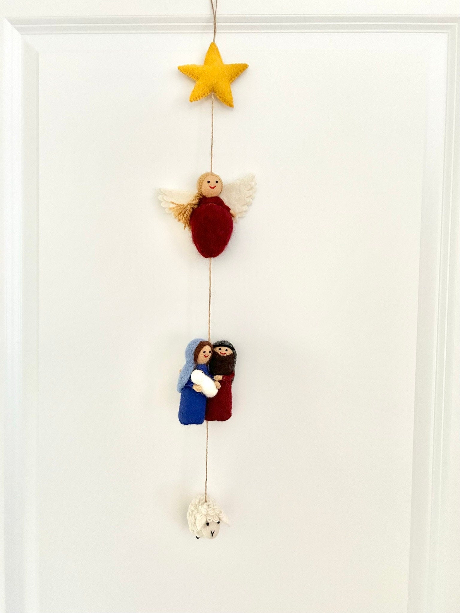 Weihnachtsgirlande Heilige Familie Filz handgemacht I Weihnachtsdeko I Christmas I Maria und Josef I Christuskind I Krippe Filz I Engel Deko