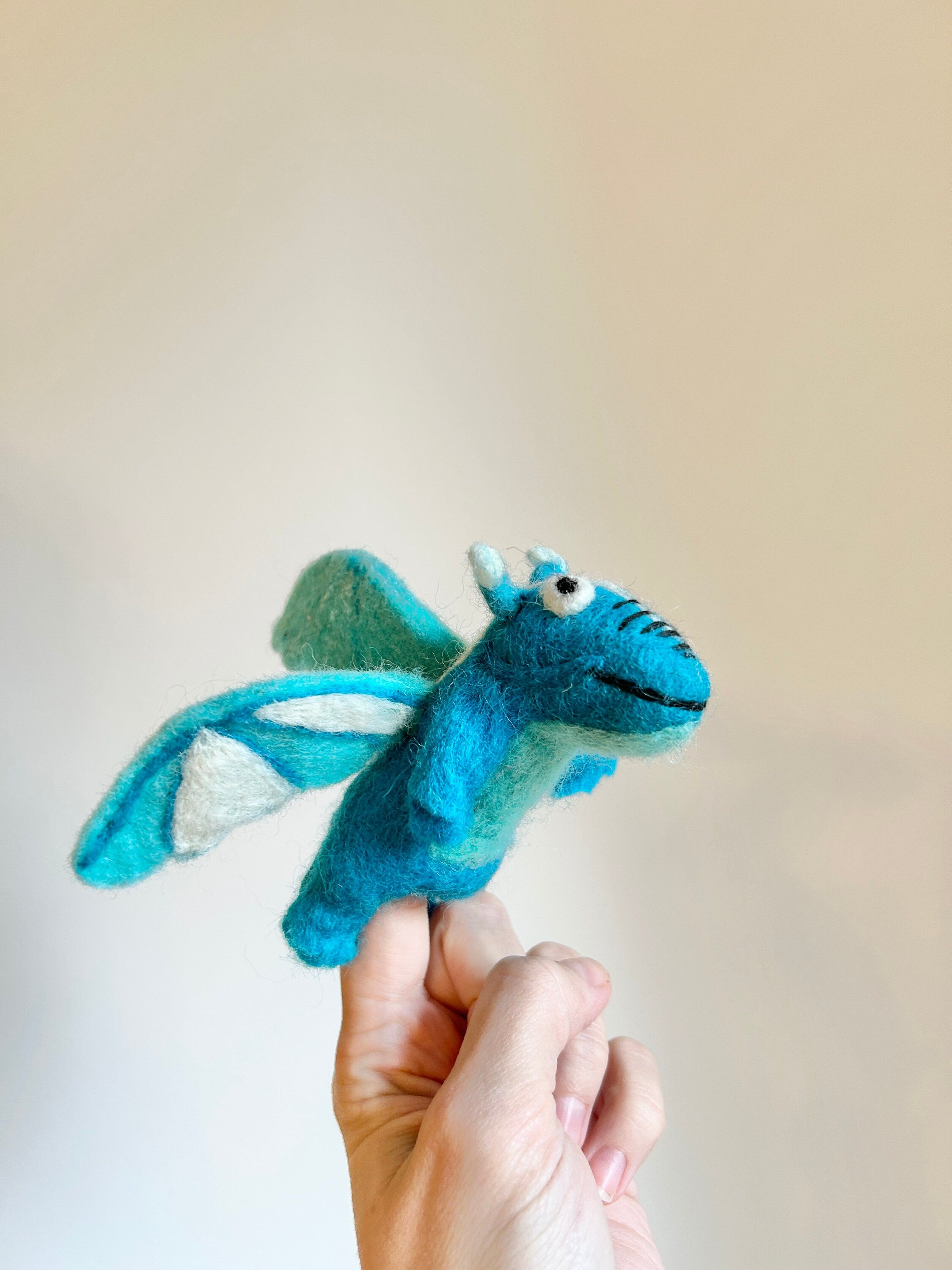 Niedliche Fingerpuppe Monster aus Filz I Fingerspiel I Drache I süßes Monster I Spielzeug Montessori I Geschichten erzählen