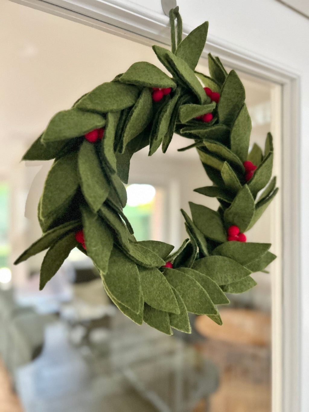 Weihnachten Türkranz I Mistelzweig rote Beeren aus Filz handgemacht I Weihnachtsdeko I Beeren Kranz I Indoor Deko Weihnachten I Filzkranz