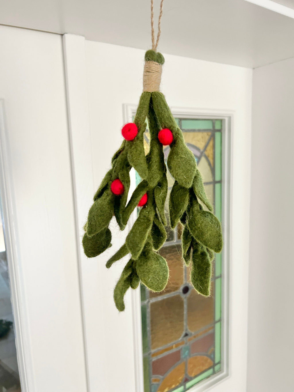 Mistelzweig rote Beeren aus Filz I handgefilzt aus Wolle I Fensterdeko I Weihnachtsdeko I Beerenzweig I Misteln I Weihnachtsanhänger Filz