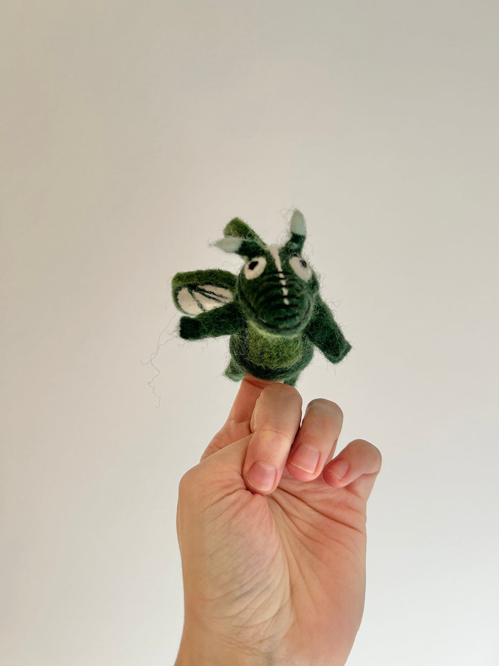 Niedliche Fingerpuppe Monster aus Filz I Fingerspiel I Drache I süßes Monster I Spielzeug Montessori I Geschichten erzählen