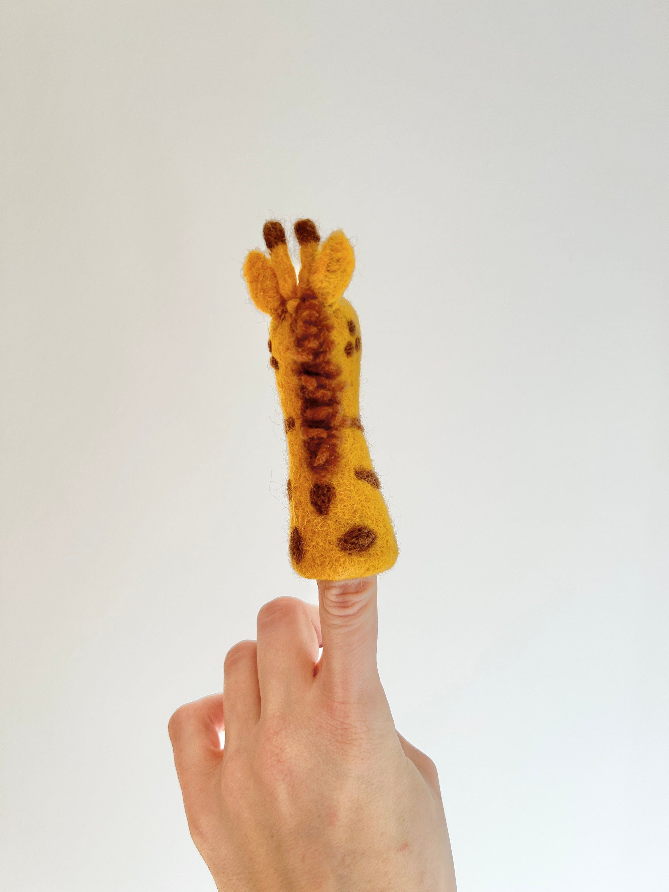 Niedliche Fingerpuppe Giraffe aus Filz I Fingerspiel I Safari I Afrikanische Tiere I Spielzeug Montessori I Geschichten erzählen