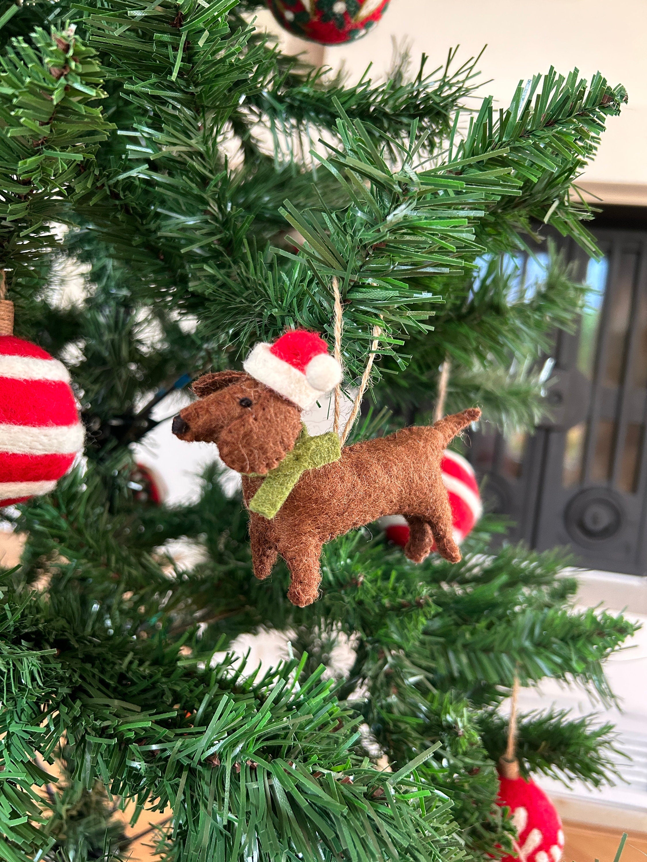 Weihnachtsanhänger Dackel aus Filz I Filz Christbaumschmuck I Weihnachtsdeko I Weihnachtsdackel mit Mütze I Hundeanhänger