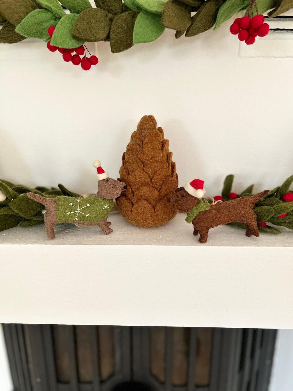 Weihnachtliche Tannenzapfen I Weihnachtsschmuck I Weihnachtsdeko I Herbstdeko I Winter Tischdeko aus Filz I Kiefernzapfen I Walddeko Filz