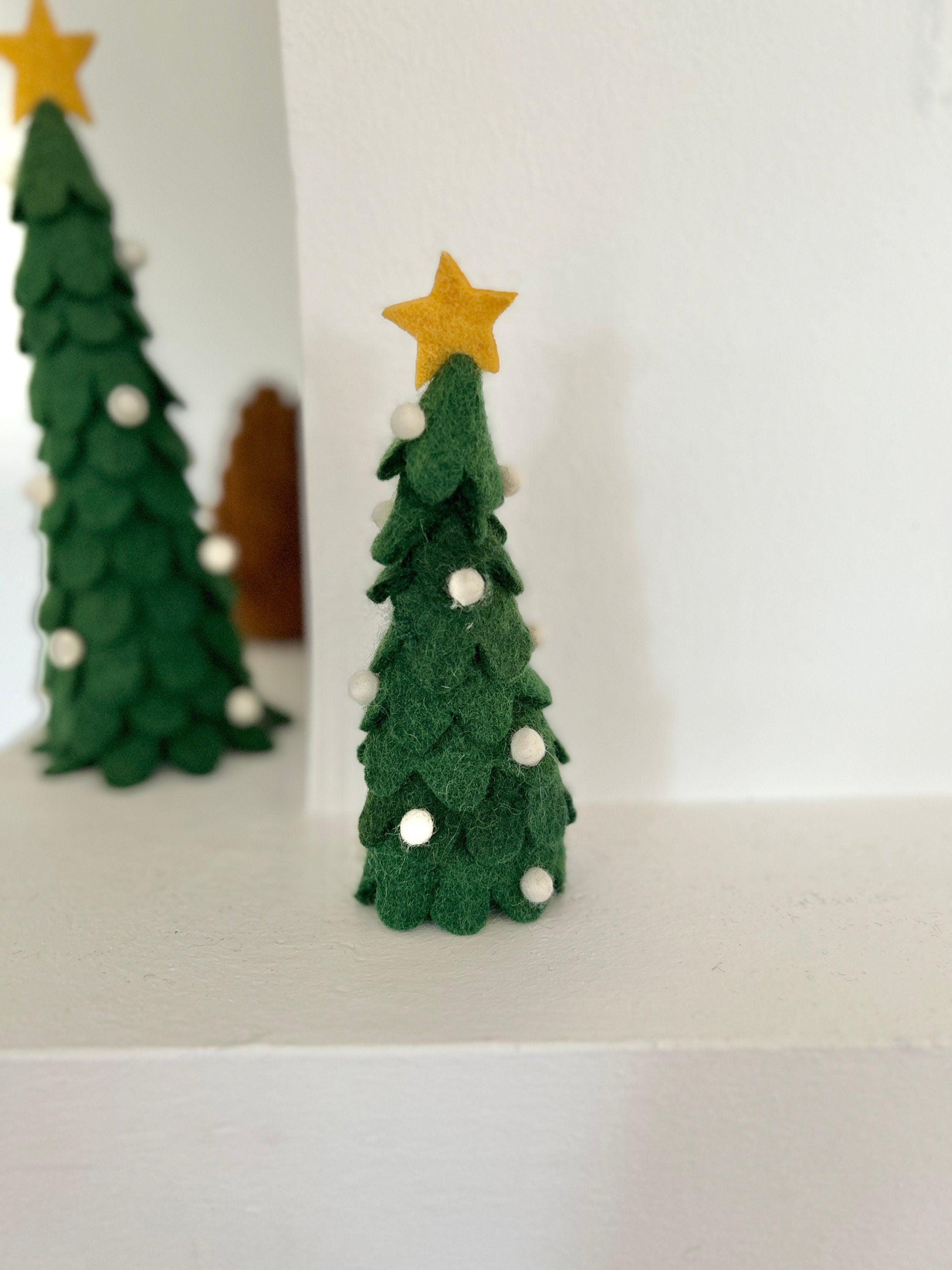 Weihnachtsbaum aus Filz I Filz Baum I Weihnachtsdeko zum Hinstellen I Christbaum I Weihnachtsschmuck I Fensterdeko I Dekoration Weihnachten