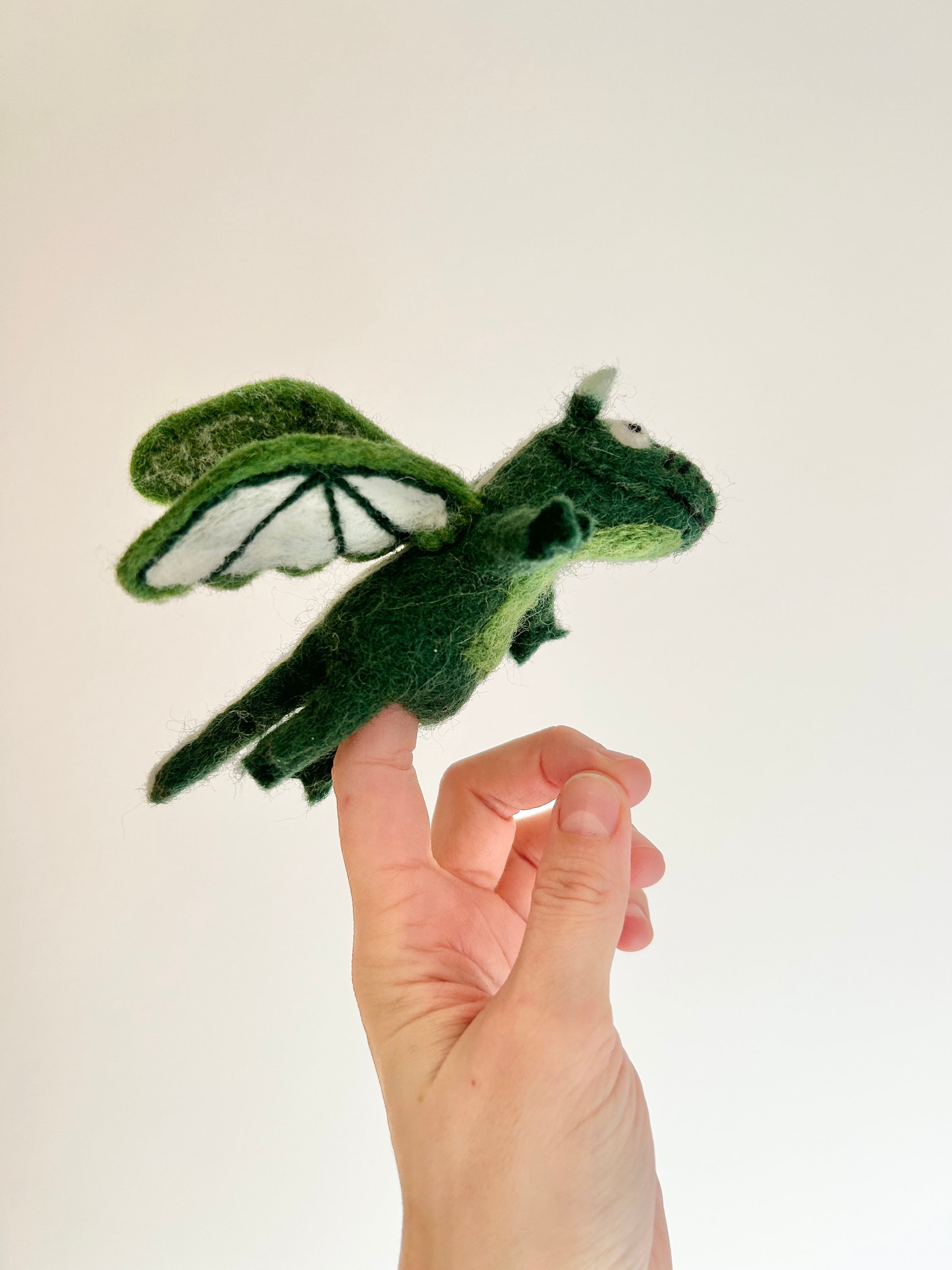 Niedliche Fingerpuppe Monster aus Filz I Fingerspiel I Drache I süßes Monster I Spielzeug Montessori I Geschichten erzählen