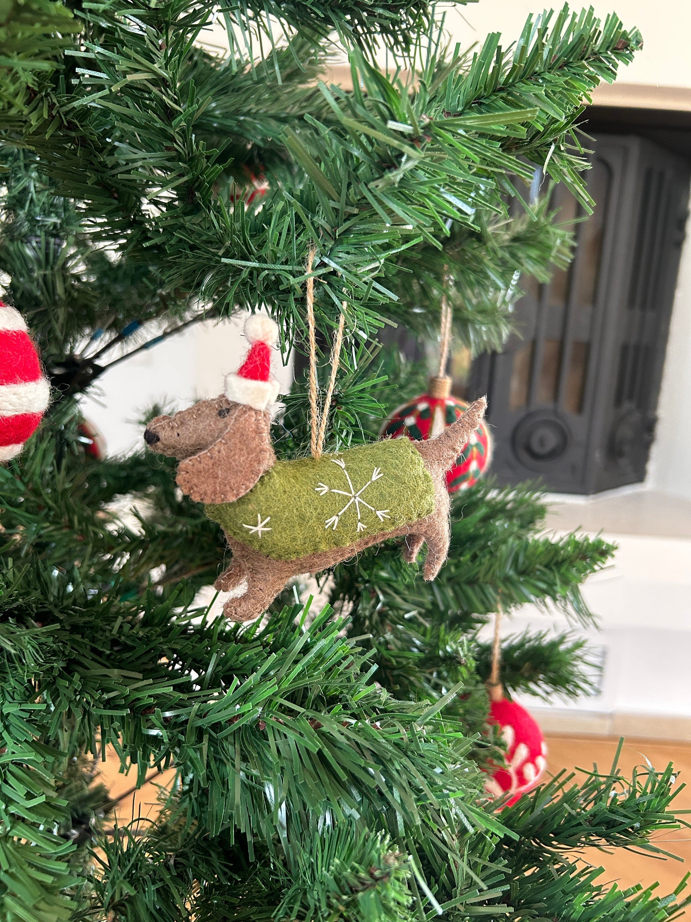 Weihnachtsanhänger Dackel aus Filz I Filz Christbaumschmuck I Weihnachtsdeko I Weihnachtsdackel mit Mütze I Hundeanhänger