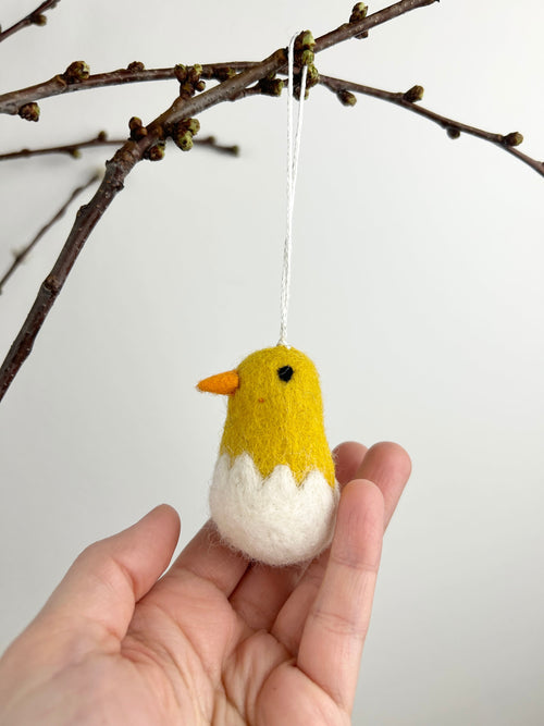 Anhänger Küken I Küken aus Filz I Osterschmuck I Osterdeko I I Osterstrauß I Filzdeko Ostern I Osterei I Frühling I Kükendeko I Filz