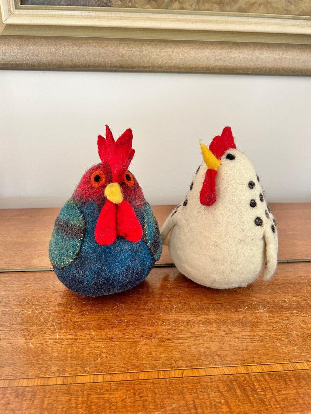Gefilzter Hahn I handgemachte Wohndeko I Filzdekoration Huhn I Bauernhoftier I Frühlingsdeko I Osterdeko