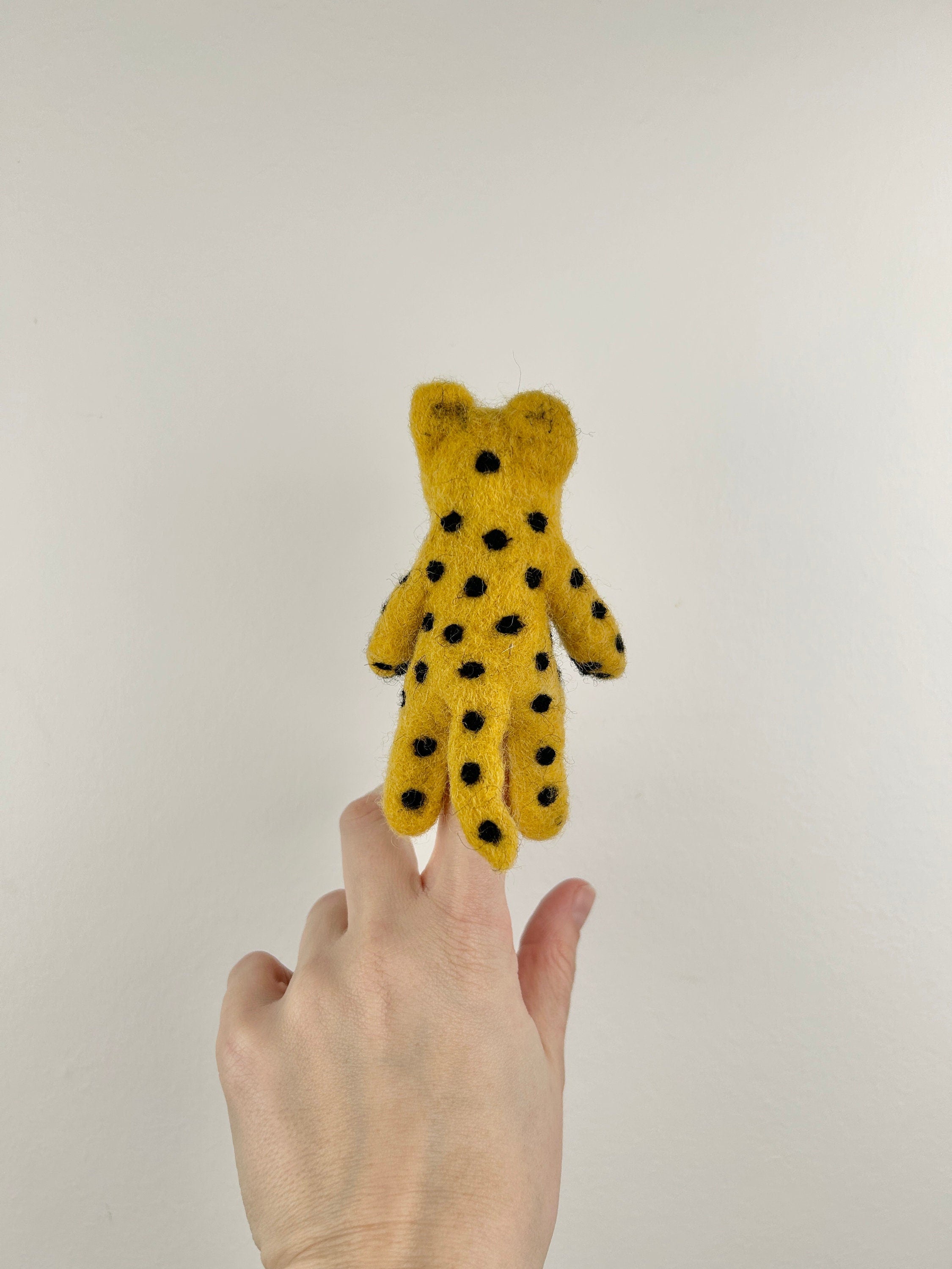 Niedliche Fingerpuppe Leopard aus Filz I Fingerspiel I Wildtiere I Spielzeug Montessori I Geschichten erzählen I Dschungel